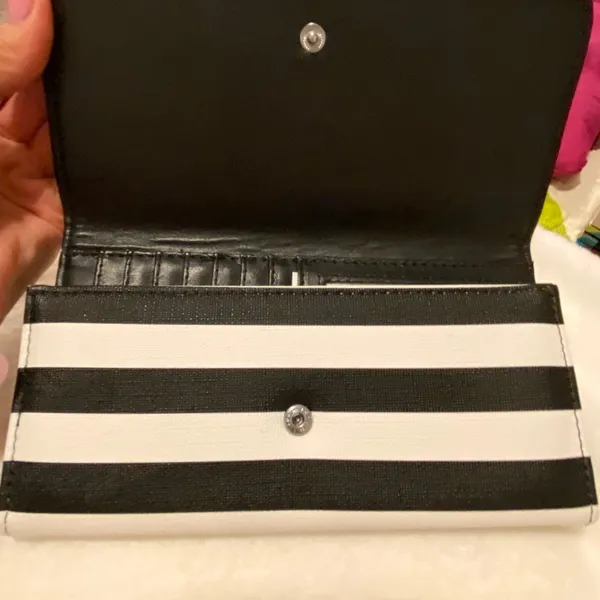 KUT from the Kloth wallet - Image 4