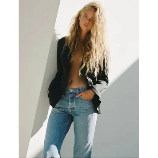 Zara Thick Fitted Black Blazer - Image 3