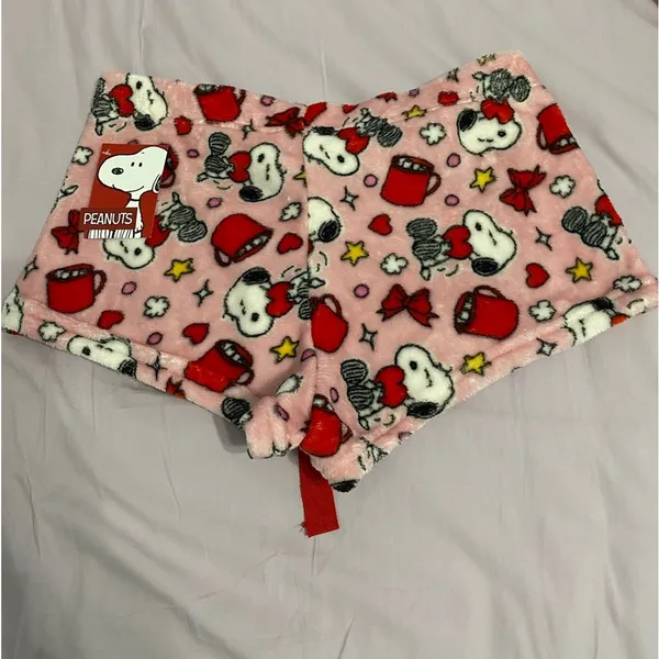 Target Snoopy Pink Lovely Night Plush Pajama Shorts Size L NWT - Image 3