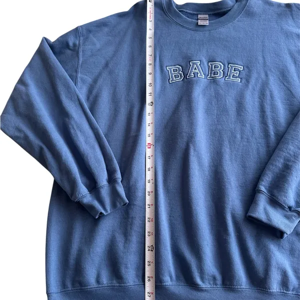 BABE‎ Women's Blue Crewneck Embroidered Sweatshirt XL NWOT - Image 2