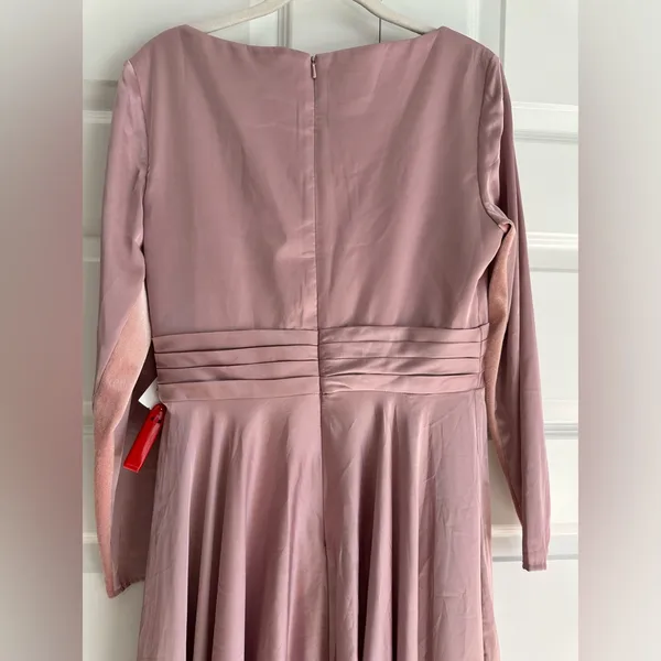 Mac Duggal Pink Satin Velvet Long Sleeve V-Neck‎ Midi Cocktail Formal Dress- NWT - Image 5