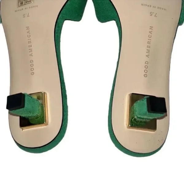 Good American Terry Slip on Green Sandals(Size 7.5) - Image 7