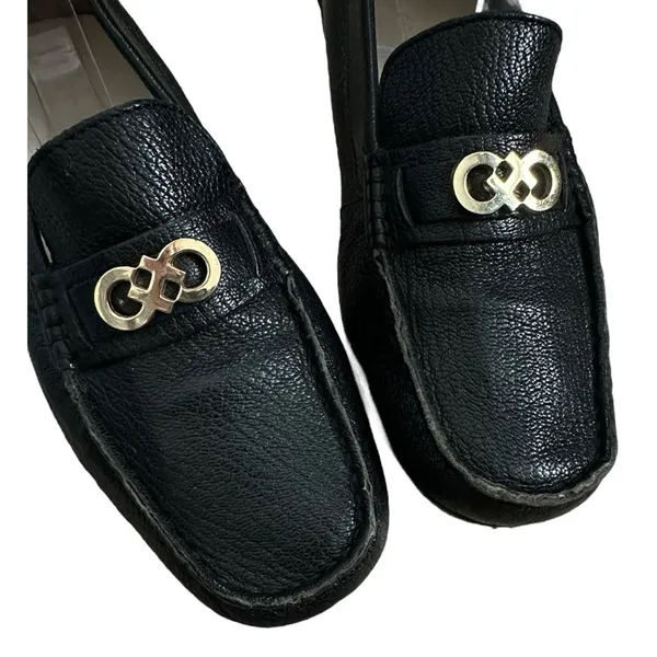 Cole Haan Shelby II Tumbled Leather driving Loafers Gold CH Logo Size 5.5 Black - Image 2
