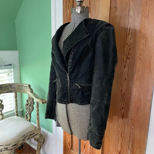 Blanc Noir BNCI Faux Leather Asymmetrical Zip Sleeve Moto Jacket Sz L 💚🎀 - Image 4