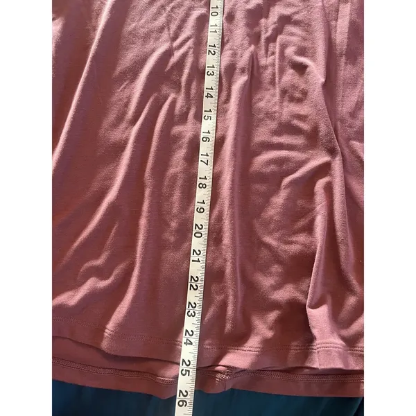 Womens Athleta workout top Size Small Rusty Pink Purple Color EUC - Image 4