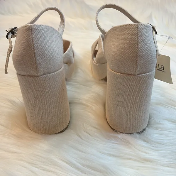 A.n.a Ivory Platform Heels - Image 4