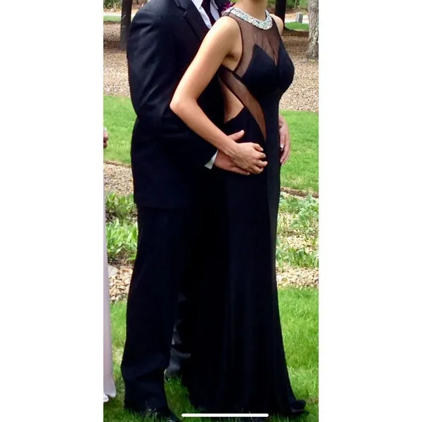 Faviana Black Formal/Prom Dress. Beaded Neck. Mesh‎ Cutouts. Fitted size 2 - Image 2