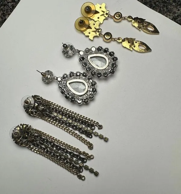 Sparkly Statement Rhinestone Mix Dangle Drop Pierced Earrings Lot Of 3 - Image 10