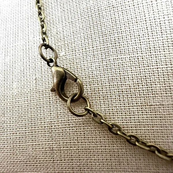 Filigree gold tone Heart Pendant Necklace - Image 5