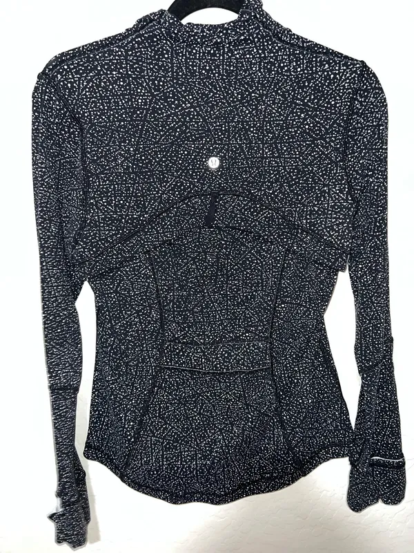 Lululemon Full-Zip Jacket - Image 3