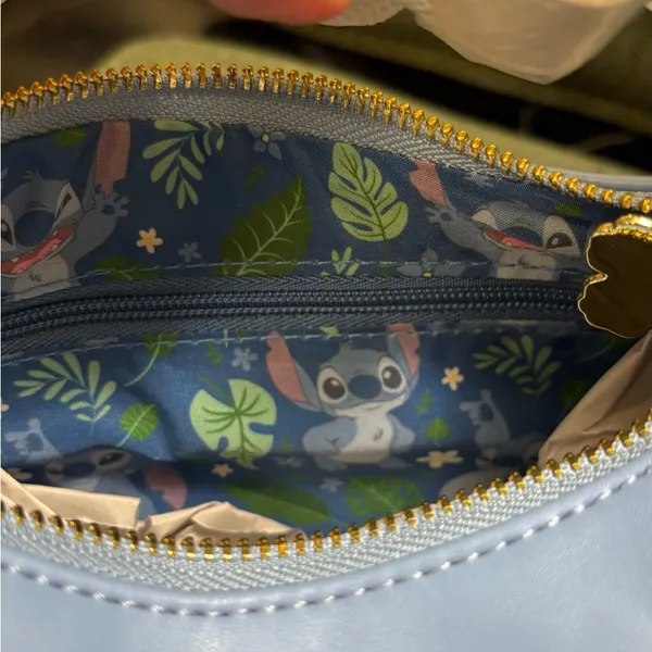 NWT Loungefly Disney Lilo & Stitch Crossbody purse hand bag - Image 15