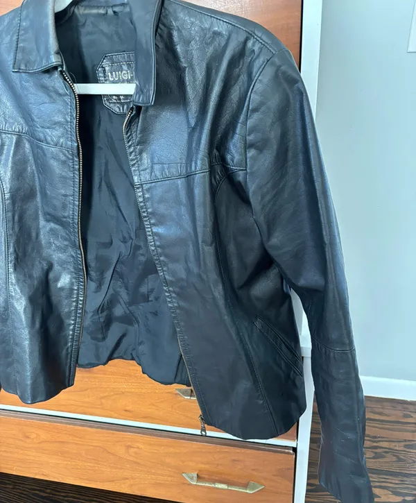 Women’s Fitted Leather Jacket Black - Image 3
