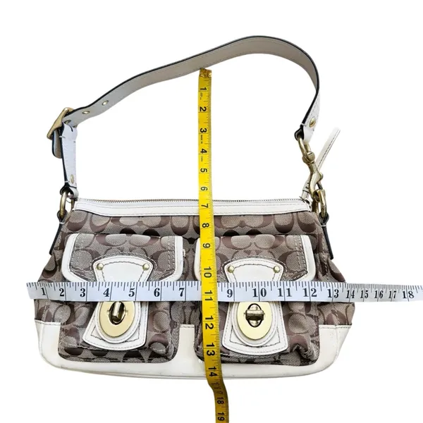 Coach Vintage Y2K signature legacy turnlock shoulder bag on brown /cream EUC - Image 10