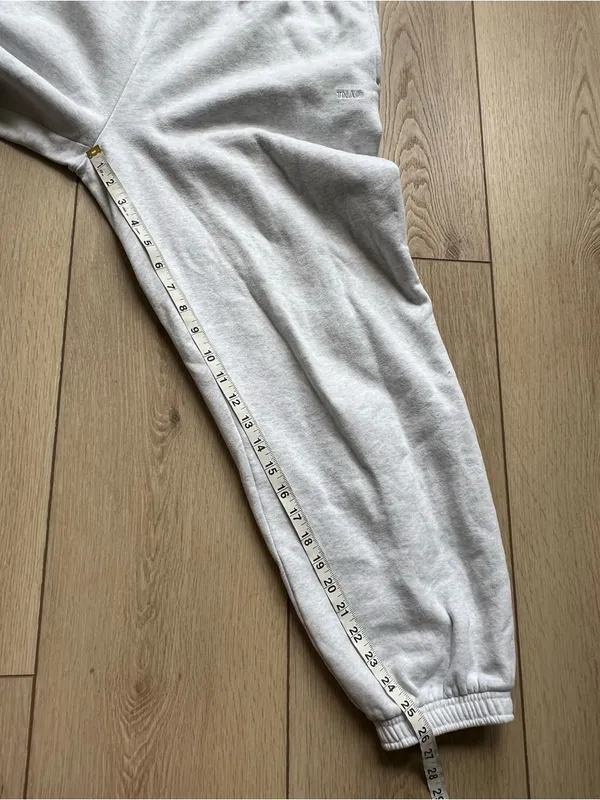 Aritzia TNA Sweatfleece Cozy Fleece Mega Fit Heather Grey Sweatpants Size Medium - Image 10