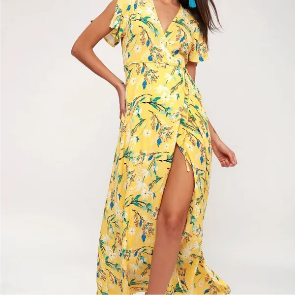 Lulu's Exclusive Yellow Wrap Dress. ‎ M - Image 2