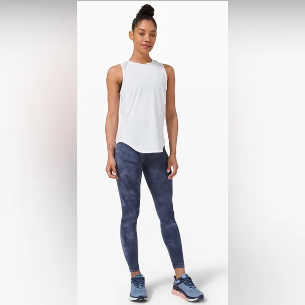 Lululemon Wunder Train High Rise 25” tights Diamond Dye Shade Naval Blue size 18 - Image 4