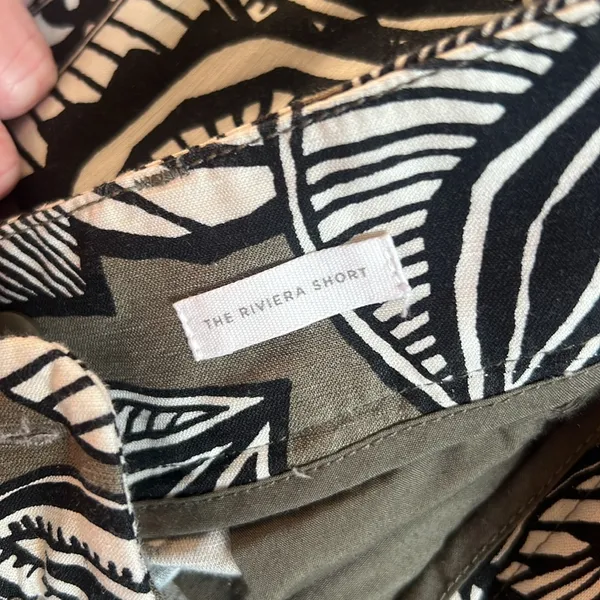 LOFT High Waist Black and White Abstract Shorts - Image 3