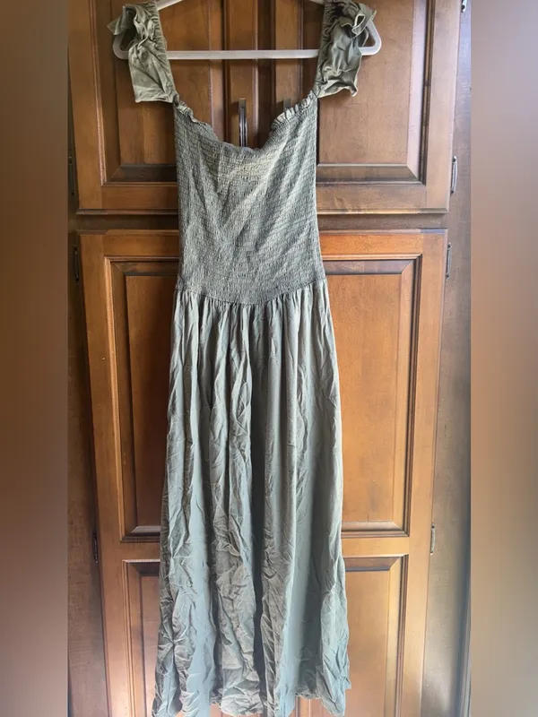 Young Fabulous & Broke Frida Green Smocked Off The Shoulder Maxi Dress Size M - Image 5