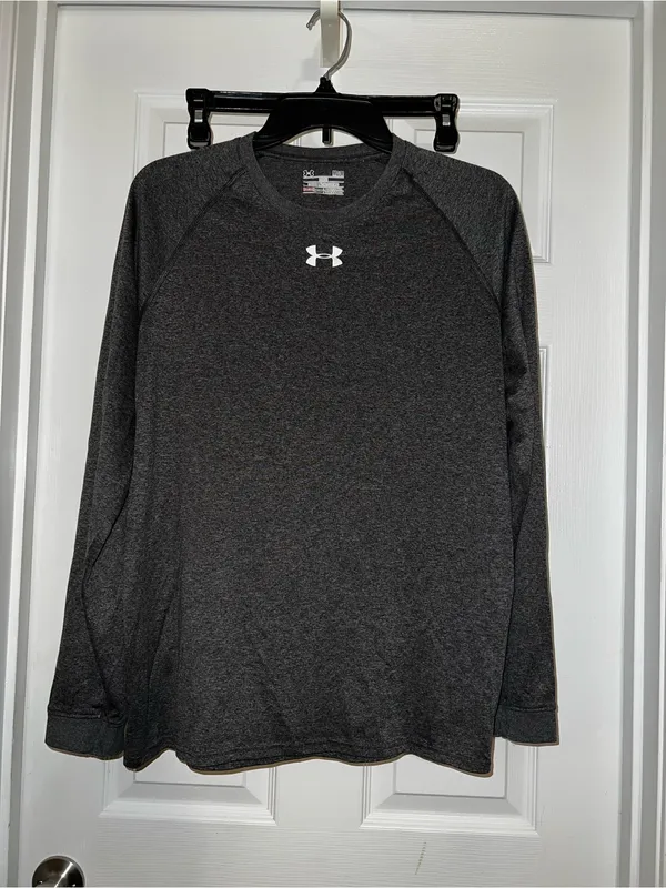 Under Armour Women's Dark Gray Long-Sleeve Performance Top - Image 2