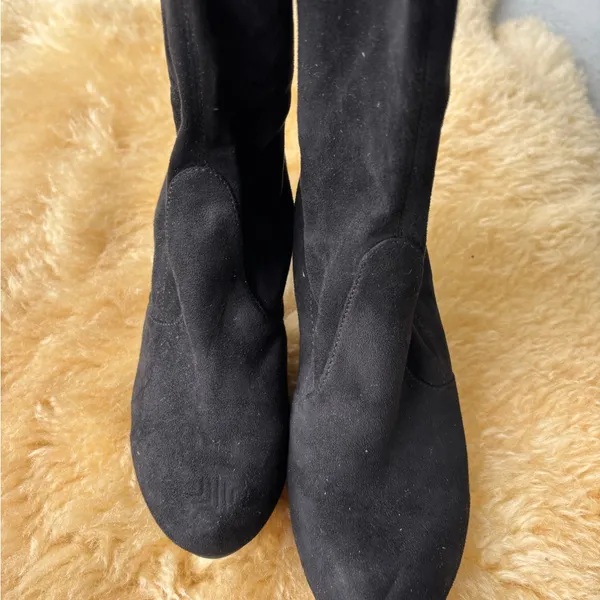 Black Over - Image 2