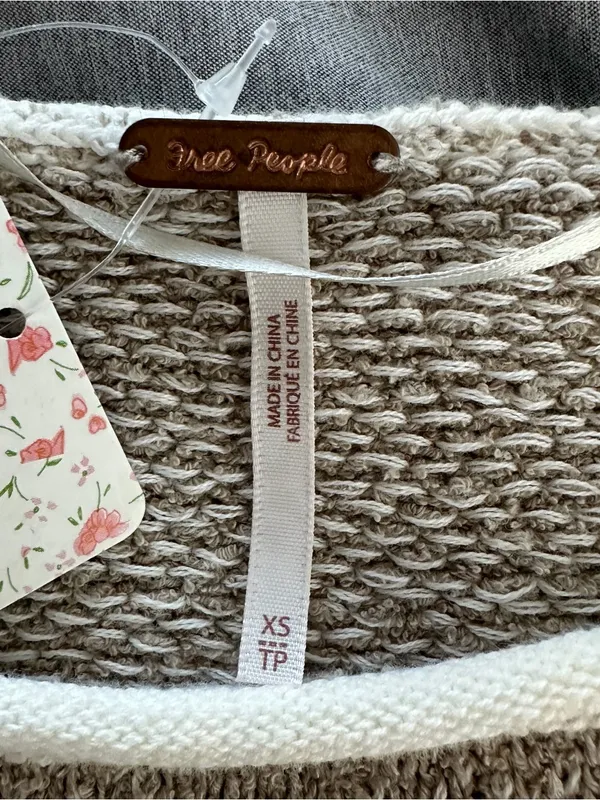 Free People XS Oversized Knit Pullover Sweater Beige Cream NWT - Image 5