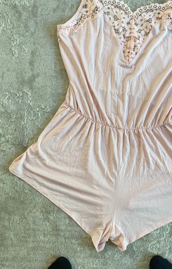 Victoria’s secret baby pink lace trimmed romper - Image 5