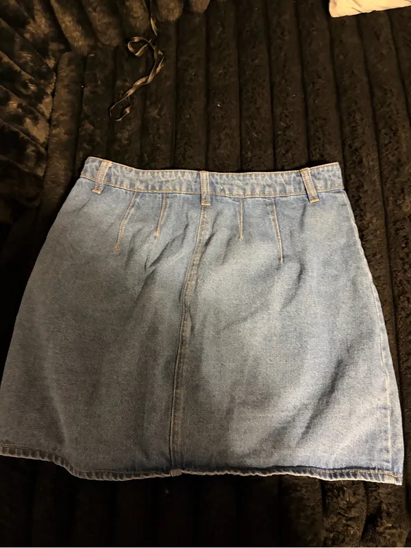 Harper Light Blue Denim Button-Front Mini Skirt - Image 6