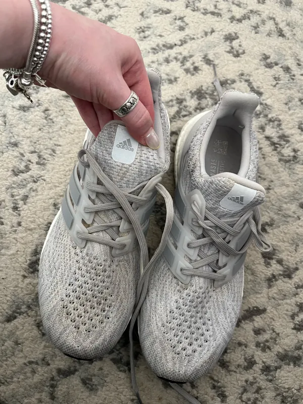 Adidas Shoes - Image 4