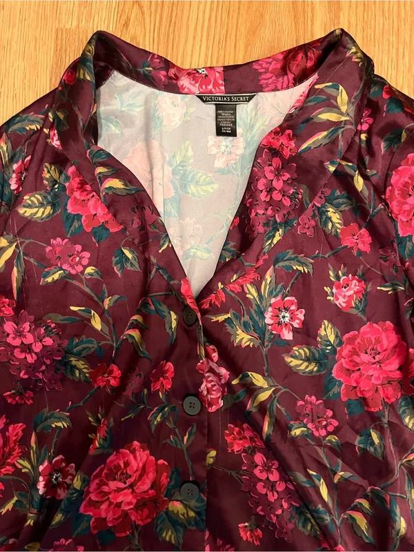 Victoria's Secret Burgundy Floral Satin Pajama Set - Button-Up Top &‎ Shorts - Image 3