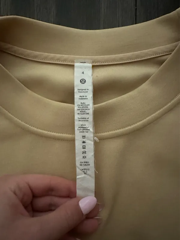 Lululemon Softstreme Crew - Image 2
