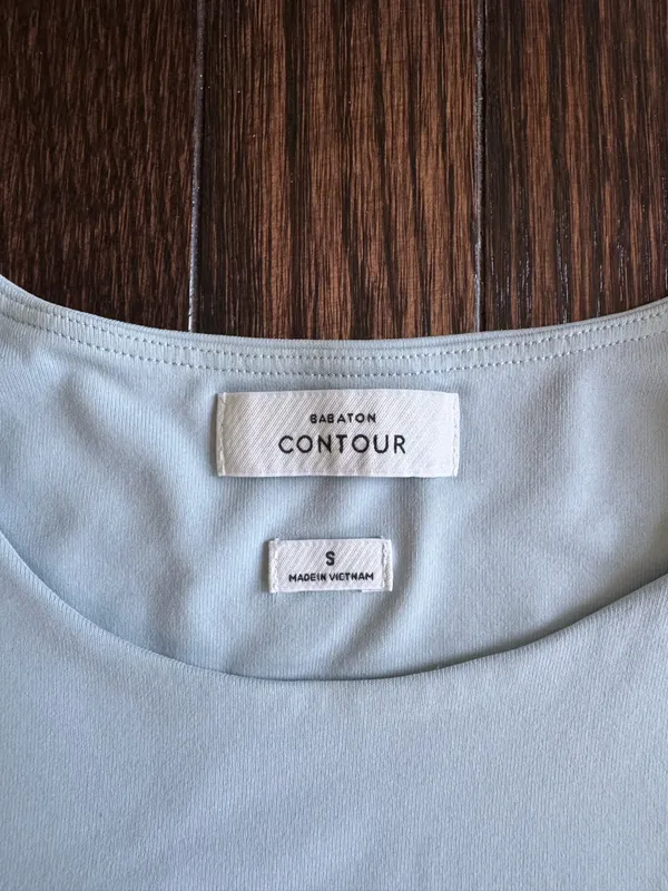 Aritzia Babaton Contour Long Sleeve - Image 3
