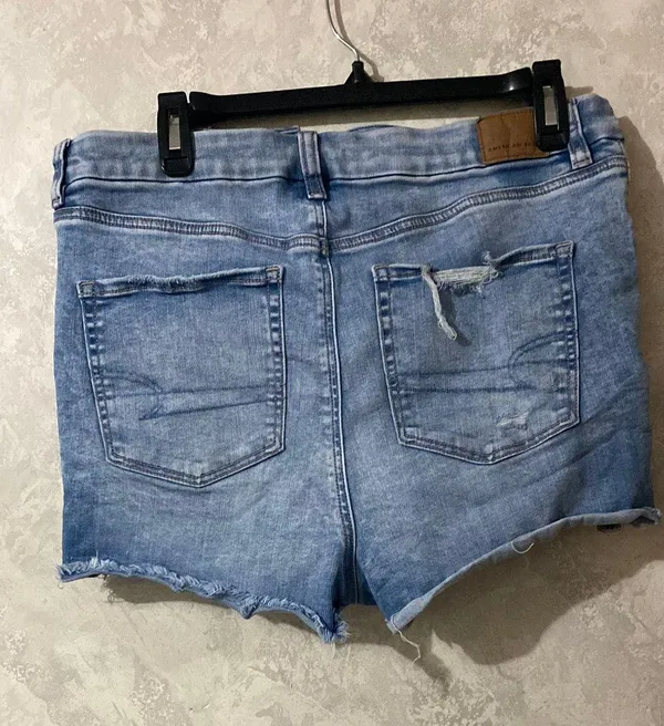 American Eagle Shorts - Image 2