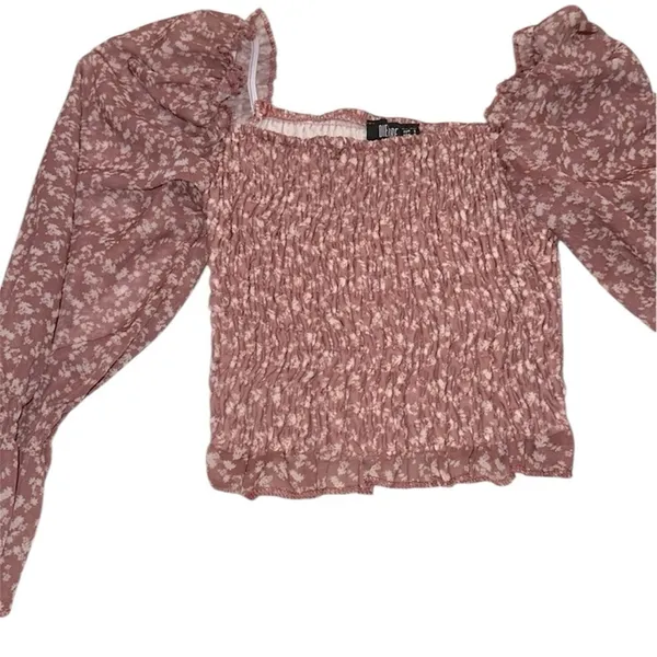 Die & More size small dusty rose floral smocked boho top - Image 7