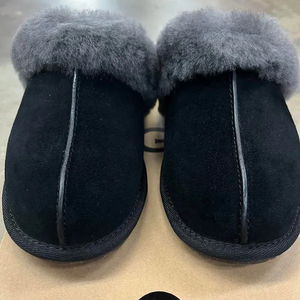 Ugg Women's Black Slides - Image 3