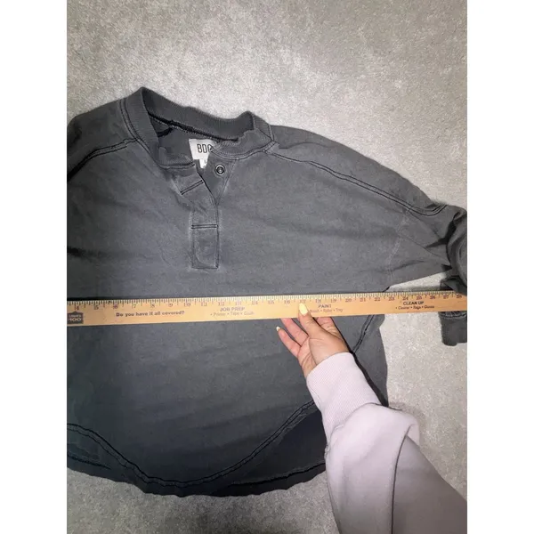 BDG Logan Oversized Cropped Long Sleeve Boxy Henley Top Gray S - Image 8