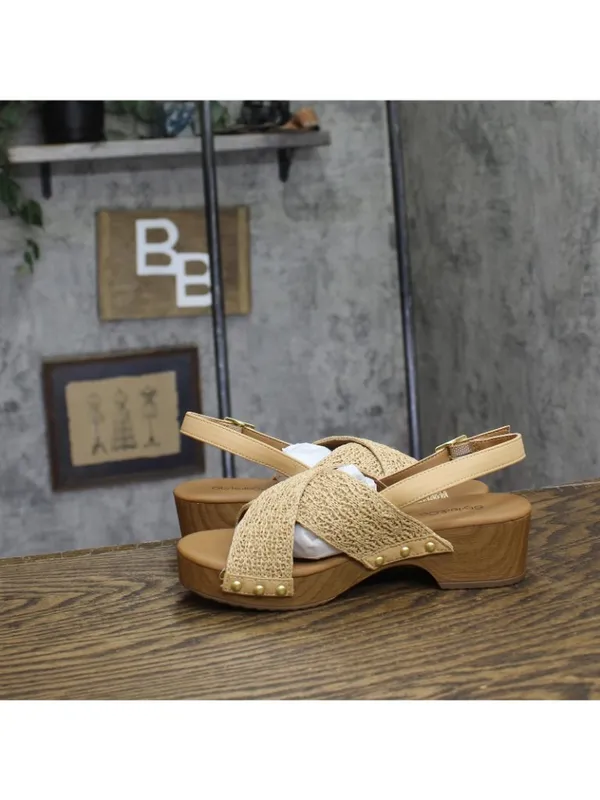 NWT Style & Co. Wood Criss Cross Heeled Sandals Creme Off White / Tan Brown 5M - Image 7