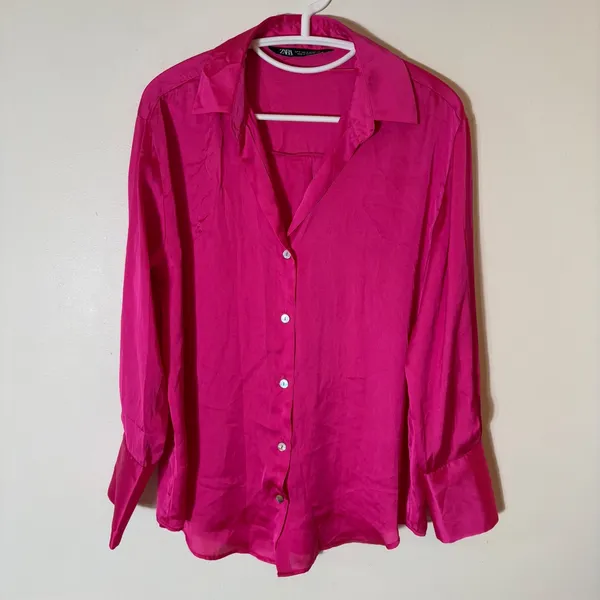 Zara Button Down Shirt Size Small Fuchsia Pink Satin Long Sleeve Blouse - Image 2