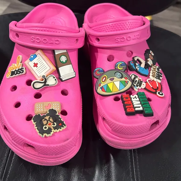 CROCS women’s Pink Slippers with Fun Charms - Image 2