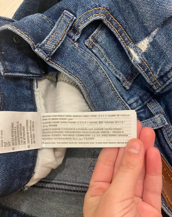 Hollister Low Rise Distressed Boyfriend Jeans - Image 15