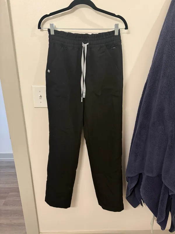 FIGS Black XS Davia High-Waisted Straight Leg Scrub Pants - Image 2