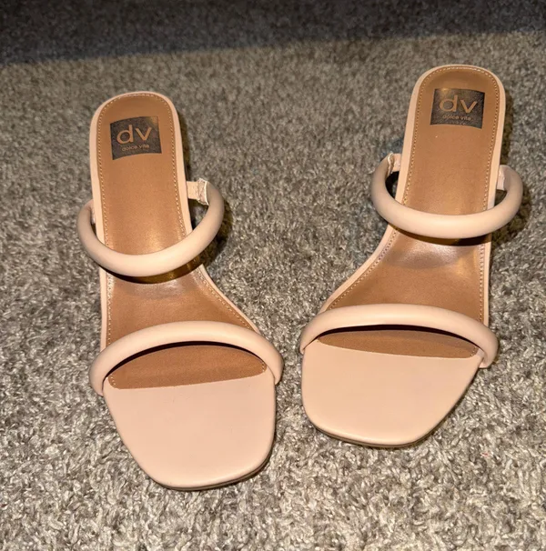 Heels Size 10 - Image 3
