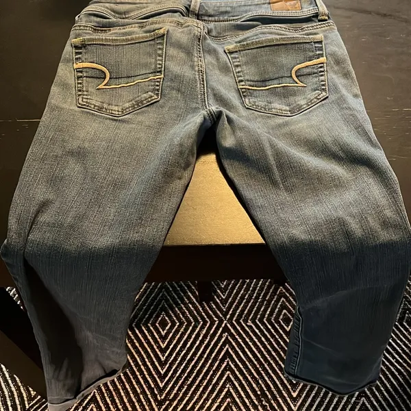 American Eagle Women’s Kick Boot size 4 denim jeans in GUC. - Image 3