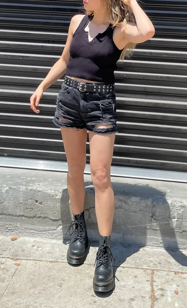 Black Ribbed Tank Top Size M - Image 3