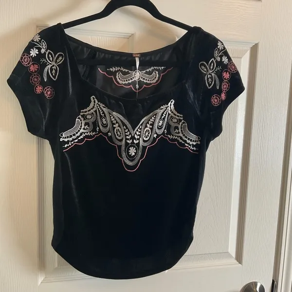 Free People Black Velvet Top with Embroidered Details M - Image 4