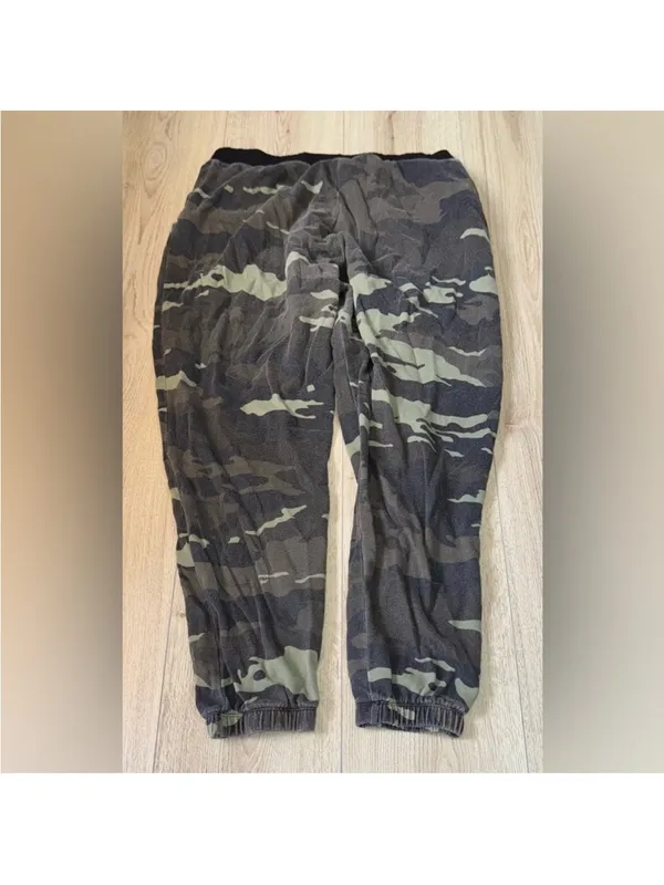 Victoria’s Secret sport vsx Camo Print Jogger Pants camouflage sweatpants - Image 3