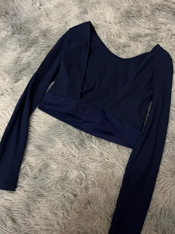Victoria Secret Long Sleeve - Image 5