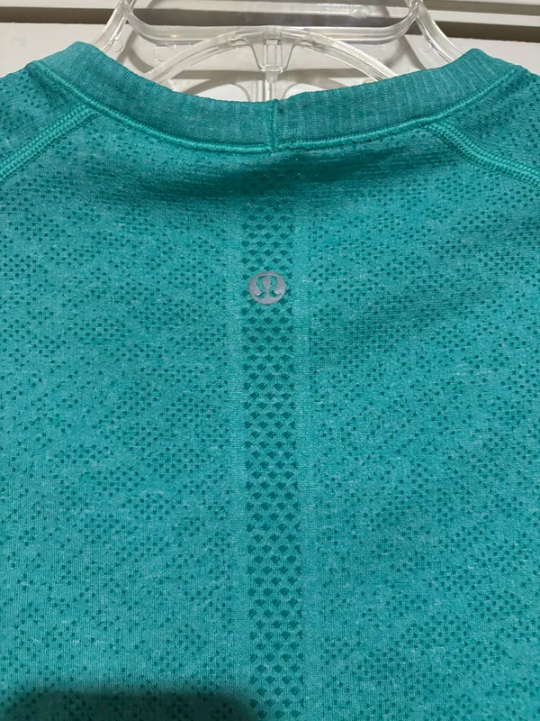 Lululemon Turquoise Swiftly Tech Short Sleeve Shirt - Image 3
