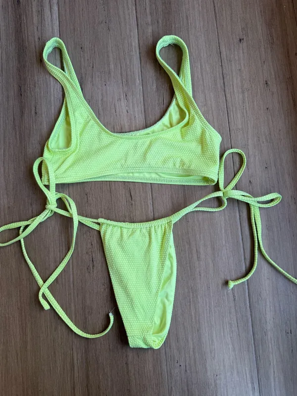 Frankies Bikinis Set - Image 2