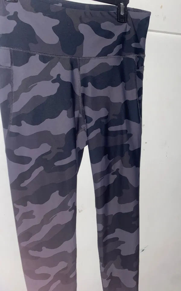 Power soft Camo Leggings - Image 2