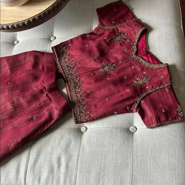 Non Signe Women’s Maroon Golden Metallic Lehenga Choli Blouse + Skirt Size 30 - Image 4